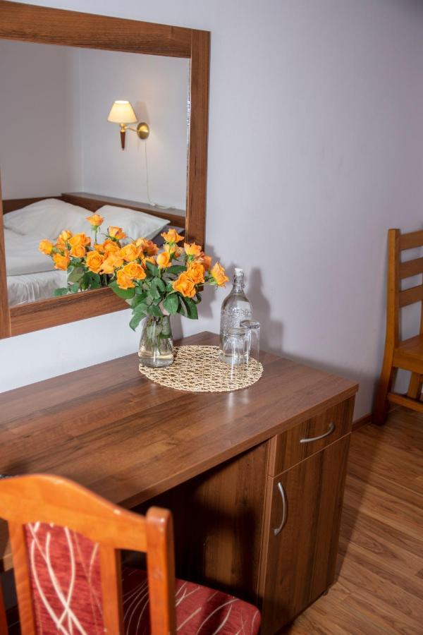 Weranda Rooms ティヒ エクステリア 写真